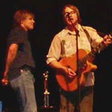 Jack Ingram joins Todd Snider on stage, photo courtesy of Richard and Kelly Johnson